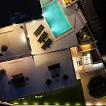 Awesome In Tatil Evi *