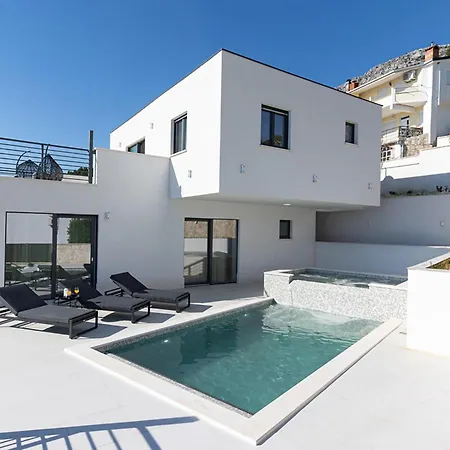 Vikendica Stunning In Celina